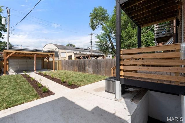 4675 Tennessee Avenue, St Louis, MO 63111