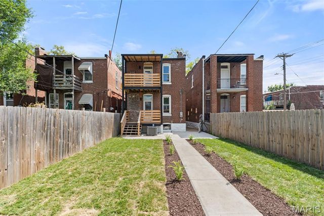 4675 Tennessee Avenue, St Louis, MO 63111