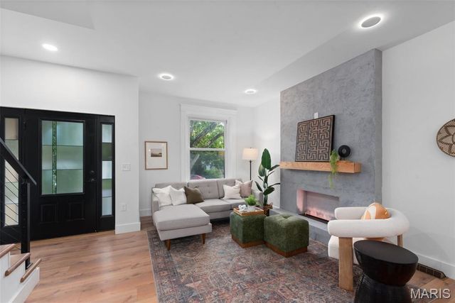 4675 Tennessee Avenue, St Louis, MO 63111