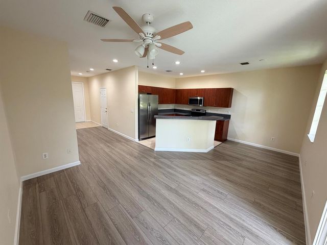 969 Tortuga Lane, Riviera Beach, FL 33404