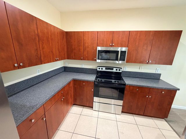 969 Tortuga Lane, Riviera Beach, FL 33404