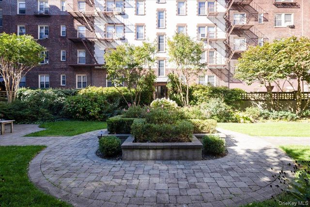 8309 Talbot Street 1K, Kew Gardens, NY 11415