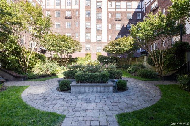 8309 Talbot Street 1K, Kew Gardens, NY 11415