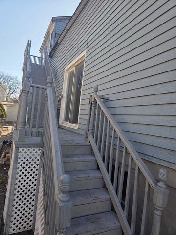 1833 N Tripp Avenue, Chicago, IL 60639