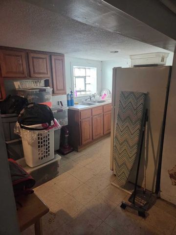 1833 N Tripp Avenue, Chicago, IL 60639