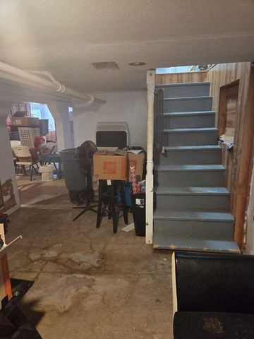 1833 N Tripp Avenue, Chicago, IL 60639