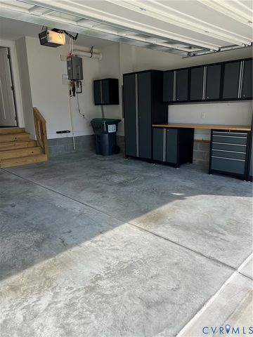 3701 Graythorne Dr, Midlothian, VA 23112