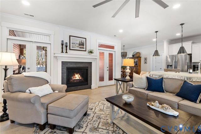 3701 Graythorne Dr, Midlothian, VA 23112