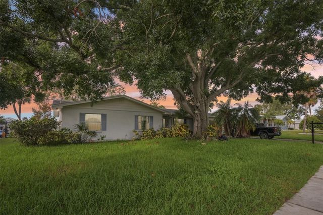 4008 DANA SHORES DRIVE, Tampa, FL 33634