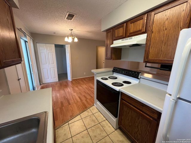 6829 Betty Levy, San Antonio, TX 78227
