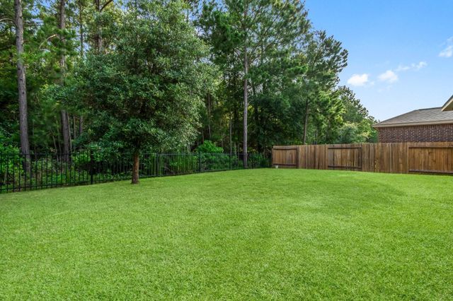 7643 Glaber Leaf Road, Conroe, TX 77304