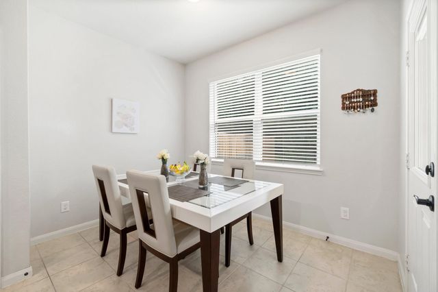 7643 Glaber Leaf Road, Conroe, TX 77304