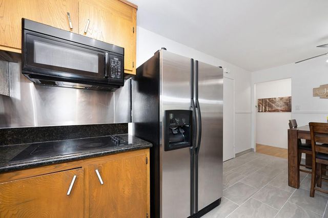 10825 Walnutwood Way, Rancho Cordova, CA 95670