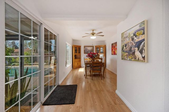 10825 Walnutwood Way, Rancho Cordova, CA 95670