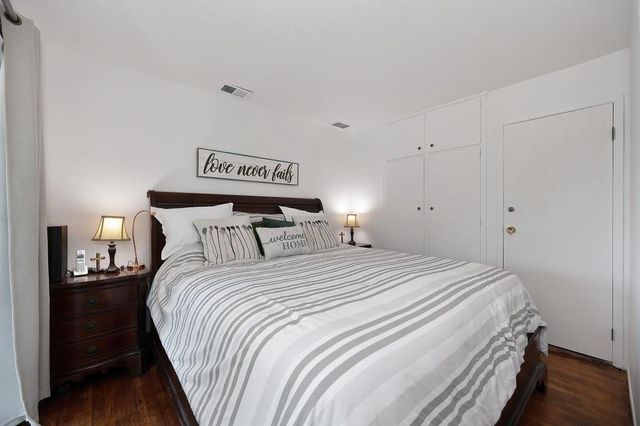 10825 Walnutwood Way, Rancho Cordova, CA 95670