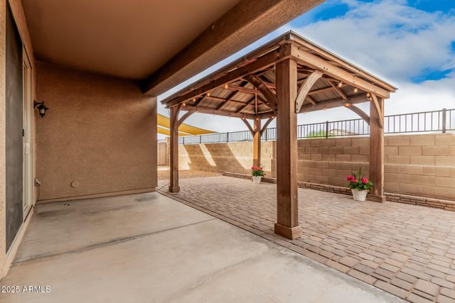 25710 N CINCH Drive, Peoria, AZ 85383