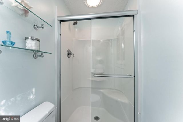 8131 WINTER BLUE CT, Springfield, VA 22153