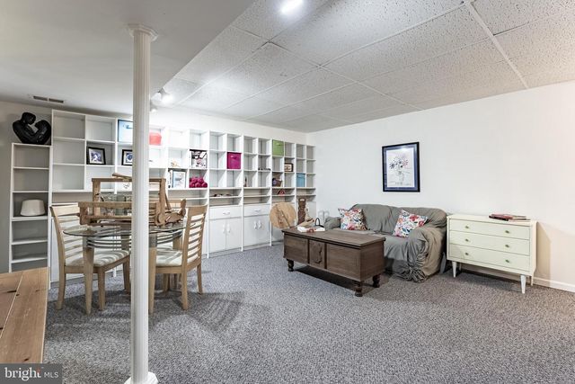 8131 WINTER BLUE CT, Springfield, VA 22153