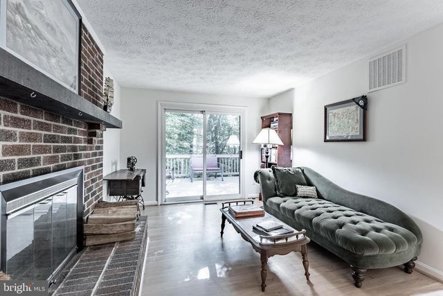 8131 WINTER BLUE CT, Springfield, VA 22153