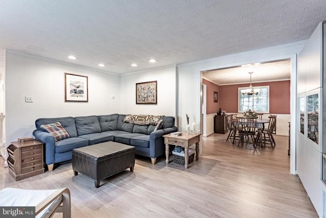 8131 WINTER BLUE CT, Springfield, VA 22153