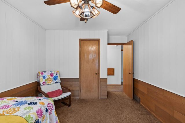 5133 Meadow Ridge, Edina, MN 55439