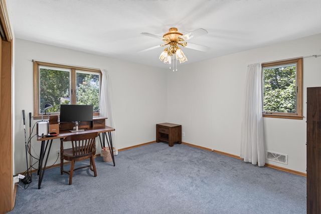5133 Meadow Ridge, Edina, MN 55439
