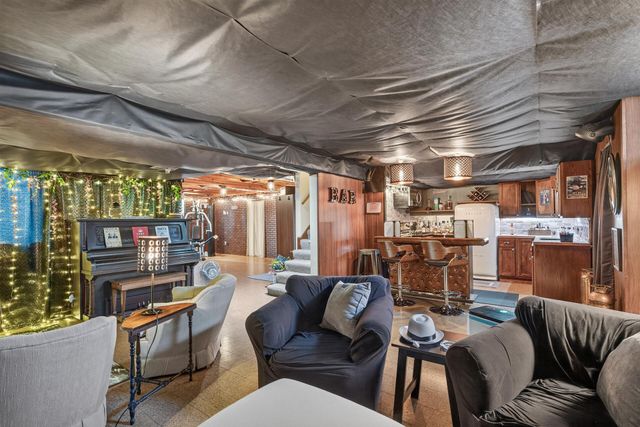 5133 Meadow Ridge, Edina, MN 55439