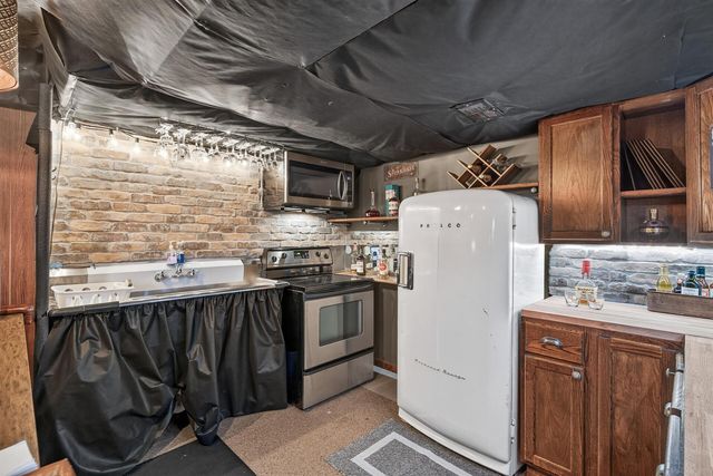 5133 Meadow Ridge, Edina, MN 55439