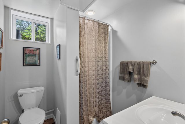 5133 Meadow Ridge, Edina, MN 55439