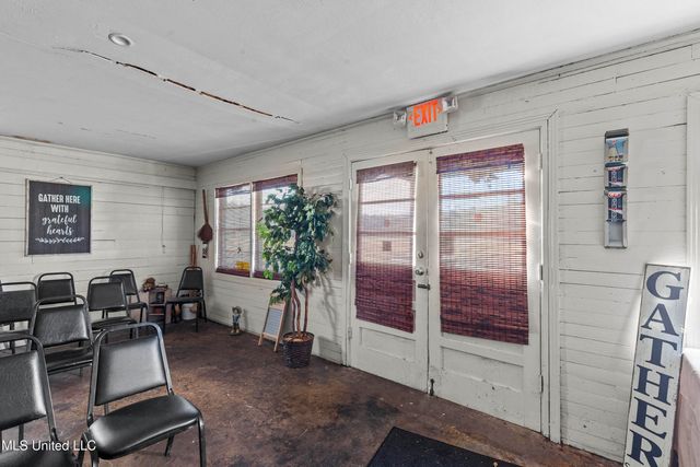 3350 Flowood Drive, Flowood, MS 39232
