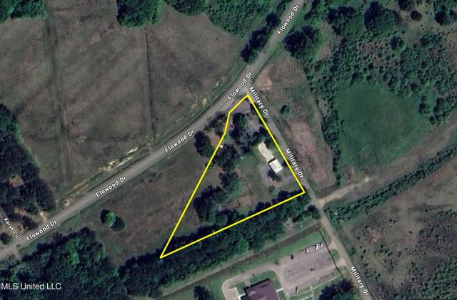 3350 Flowood Drive, Flowood, MS 39232
