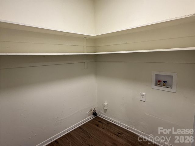 544 Blendwood Drive, Charlotte, NC 28215