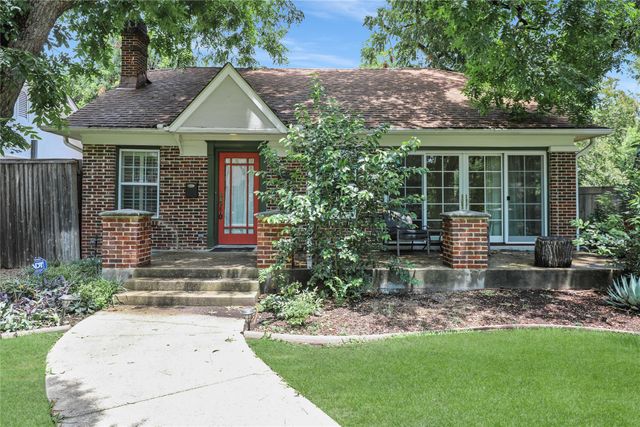 702 Lipscomb Avenue, Dallas, TX 75214