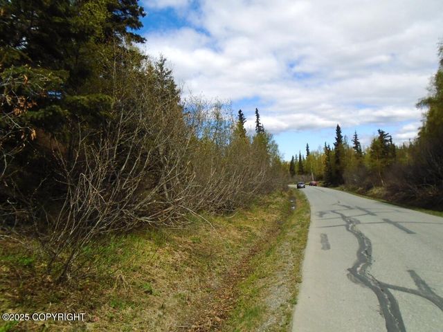 L4 Stone Ridge Road, Anchorage, AK 99516