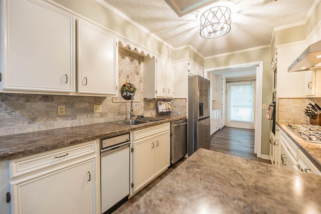 2109 Pinewood Drive, El Dorado, AR 71730