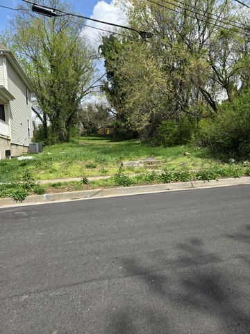 901 Hanover AVE NW, Roanoke, VA 24016
