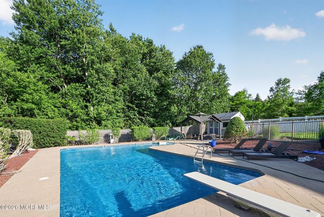 30 Tobi Court, Freehold, NJ 07728