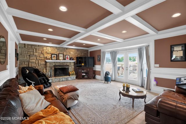 30 Tobi Court, Freehold, NJ 07728