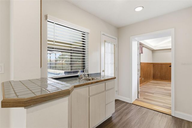 3612 SUGAR LOAF LANE, Valrico, FL 33596