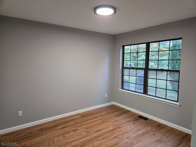 38 Fox Hill Ln, Hillsborough Twp., NJ 08844