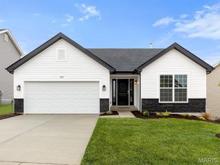 492 Evening Primrose Drive, Wentzville, MO 63385