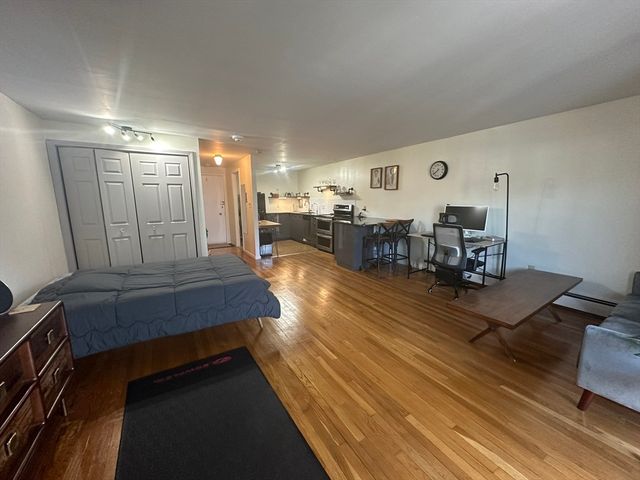 121 Tremont Street 114, Boston, MA 02135