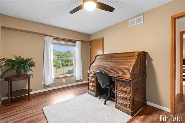 8355 Nugent Avenue Ne, Grattan Twp, MI 49341