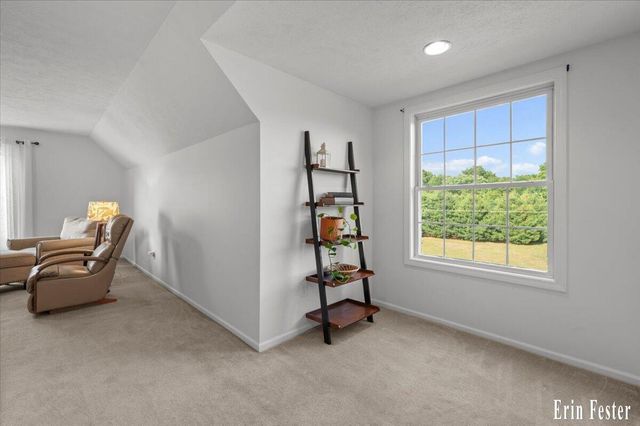 8355 Nugent Avenue Ne, Grattan Twp, MI 49341