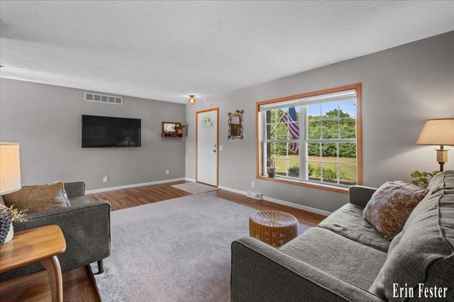 8355 Nugent Avenue Ne, Grattan Twp, MI 49341