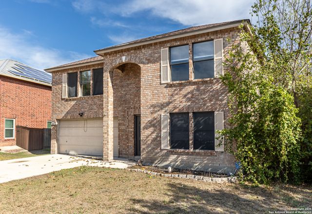 8423 parry, Converse, TX 78109