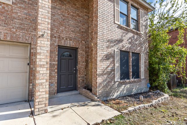 8423 parry, Converse, TX 78109