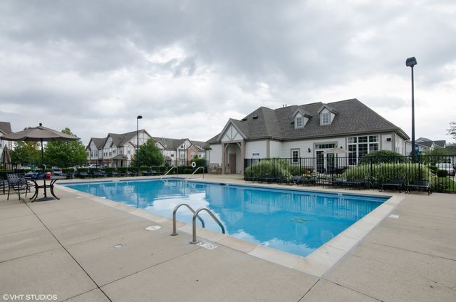 285 Seaton Court, Lake Zurich, IL 60047