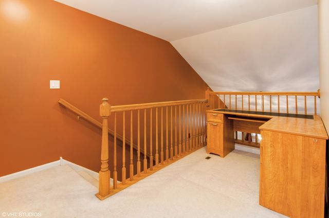 285 Seaton Court, Lake Zurich, IL 60047