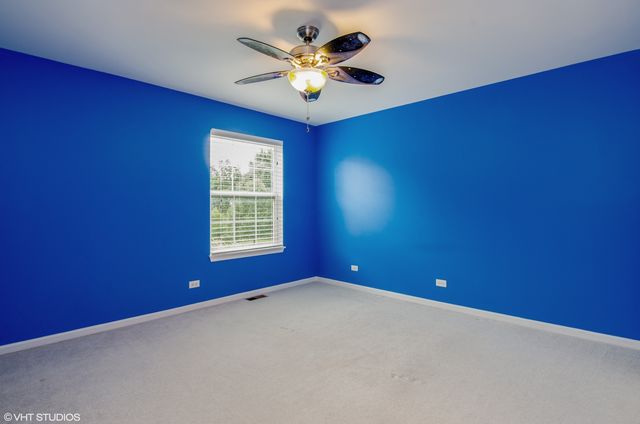 285 Seaton Court, Lake Zurich, IL 60047